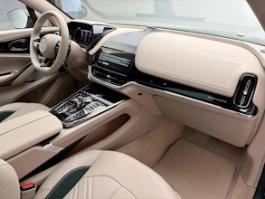 https://vehicle.imgix.net/4226111/0ba6dd4f-2259-4964-b25e-61f8ba263299.jpeg