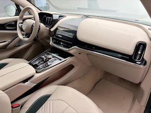 immagine del veicolo ASTON MARTIN DBX S 4.0 V8 Bi-Turbo (Q - Bronze Styling Pack)
