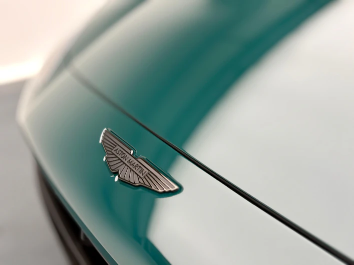 immagine del veicolo ASTON MARTIN DBX