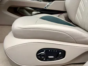 Aston Martin DBX S 4.0 V8 Bi-Turbo (Q - Bronze Styling Pack)