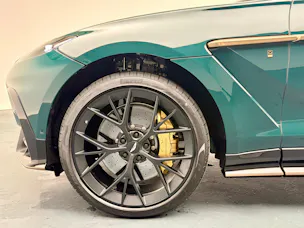 Aston Martin DBX S 4.0 V8 Bi-Turbo (Q - Bronze Styling Pack)