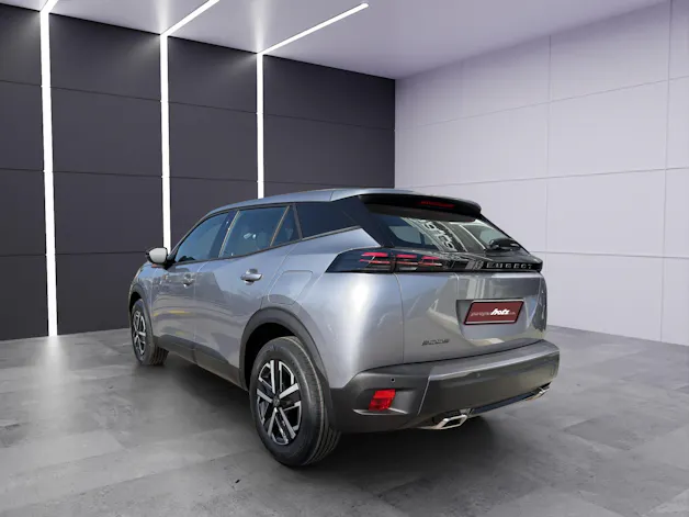Peugeot 2008 1.2 MHEV Style