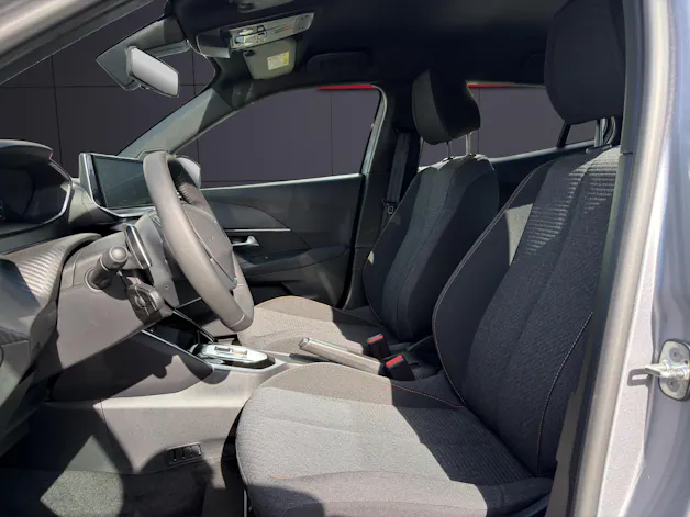 Peugeot 2008 1.2 MHEV Style