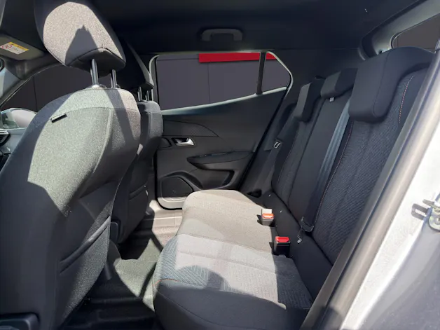 Peugeot 2008 1.2 MHEV Style
