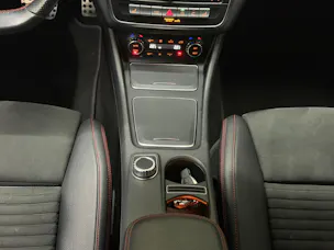 Mercedes-Benz CLA Shooting Br 200 d Swiss Star AMG Line 4M