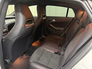 Mercedes-Benz CLA Shooting Br 200 d Swiss Star AMG Line 4M
