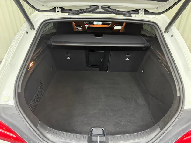 Mercedes-Benz CLA Shooting Br 200 d Swiss Star AMG Line 4M
