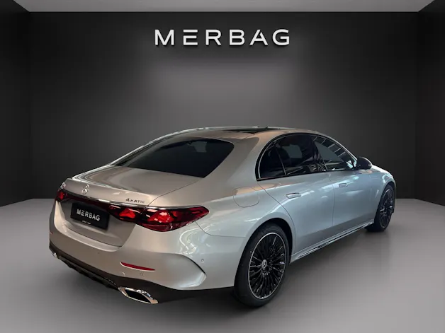 Mercedes-Benz E 220 d 4Matic