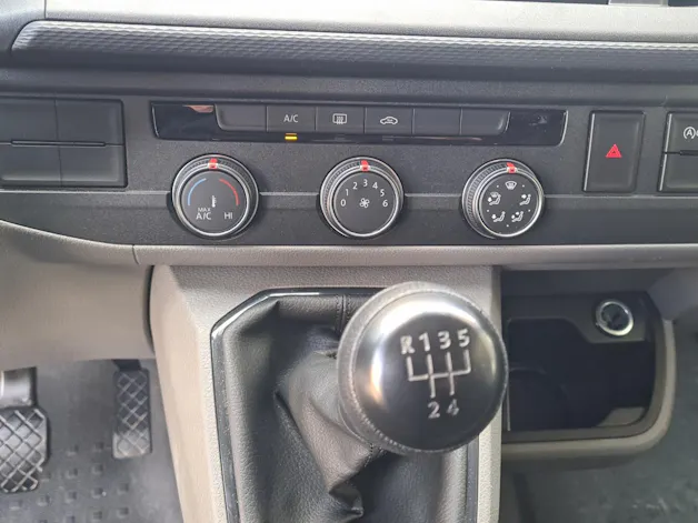 VW T6.1 2.0 TDI
