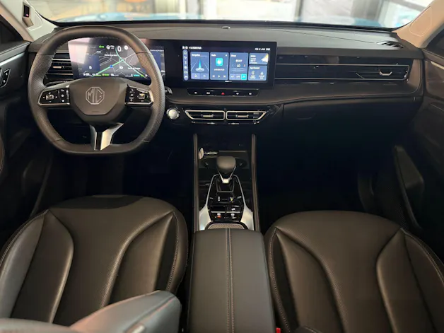 MG HS 1.5 T PHEV Luxury