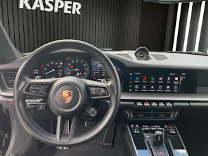 Porsche 911 Carrera 4
