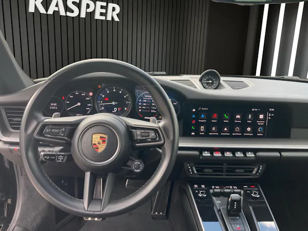 Porsche 911 Carrera 4