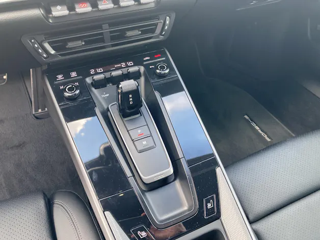 Porsche 911 Carrera 4