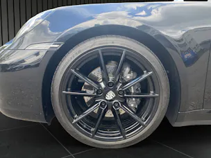 Porsche 911 Carrera 4