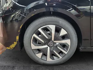 Peugeot 208 1.2 MHEV Style
