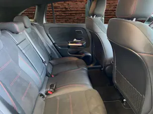 Mercedes-Benz EQA 300 4M Swiss Star AMG
