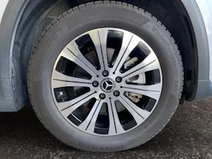 Mercedes-Benz EQA 300 4M Swiss Star AMG