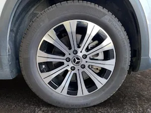 Mercedes-Benz EQA 300 4M Swiss Star AMG