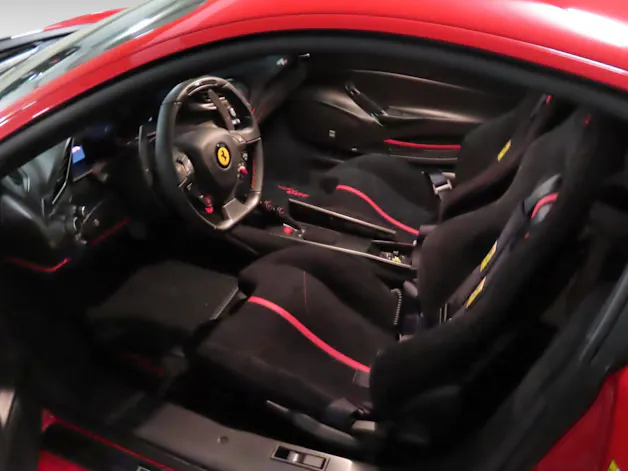 Ferrari 488 Pista 3.9 V8
