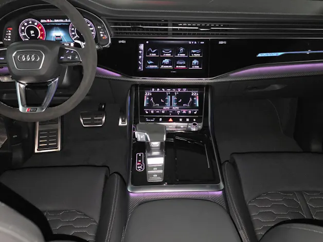 Audi RSQ8 performance quattro