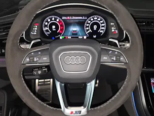 Audi RSQ8 performance quattro