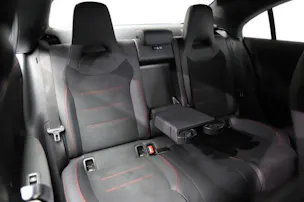 Mercedes-Benz CLA 200 7G-DCT