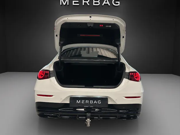 Mercedes-Benz CLA 220 8G-DCT 4Matic AMG Line
