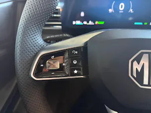 MG HS 1.5 T PHEV Luxury