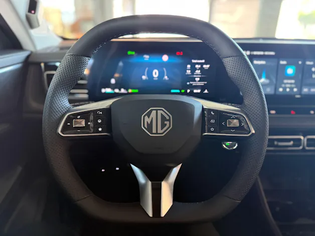 MG HS 1.5 T PHEV Luxury