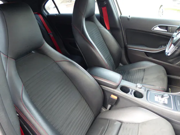 Mercedes-Benz A 45 AMG 4Matic Speedshift 7G-DCT