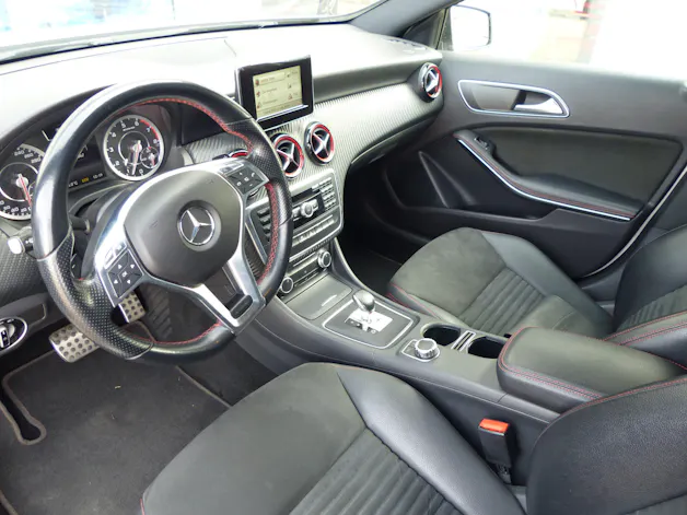 Mercedes-Benz A 45 AMG 4Matic Speedshift 7G-DCT