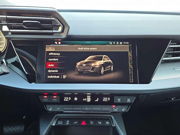 Audi A3 Sportback TFSI e 150 kW advanced Attraction S tronic