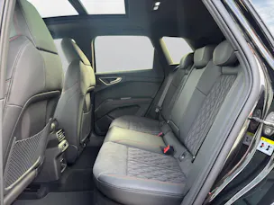 Audi Q4 e-tron 45 Edition Swiss Ski quattro