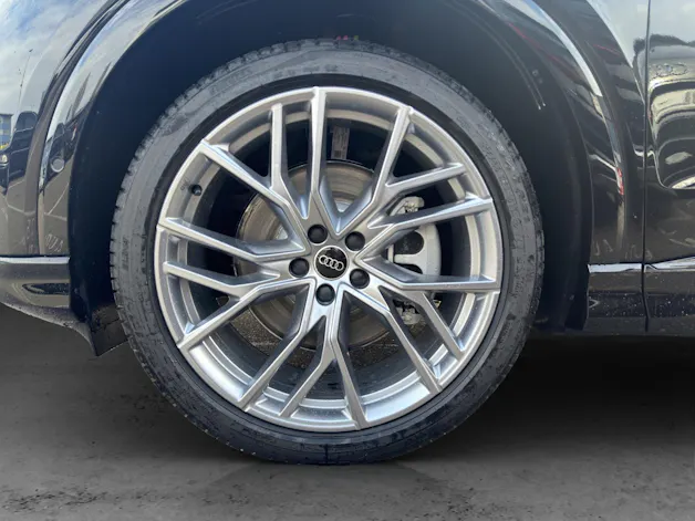 Audi Q4 e-tron 45 Edition Swiss Ski quattro