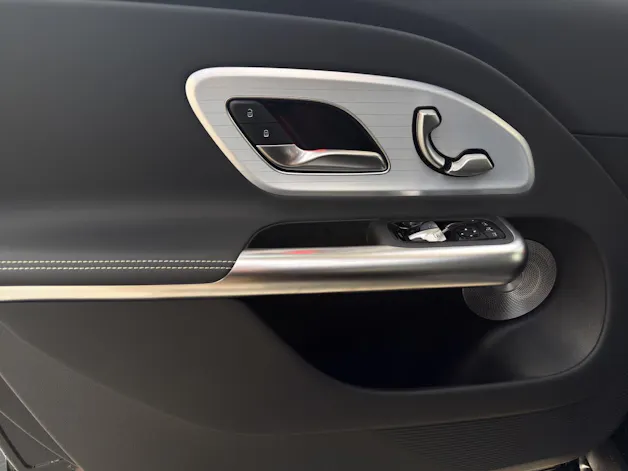 Mercedes-Benz GLB 350 4MATIC with EQ Technology