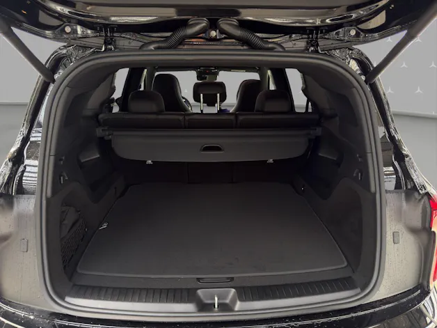 Mercedes-Benz GLB 350 4MATIC with EQ Technology