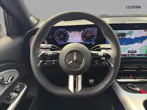 Mercedes-Benz GLB 350 4MATIC with EQ Technology