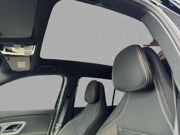 Mercedes-Benz GLB 350 4MATIC with EQ Technology
