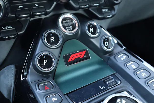 Aston Martin V8 Vantage F1 Edition