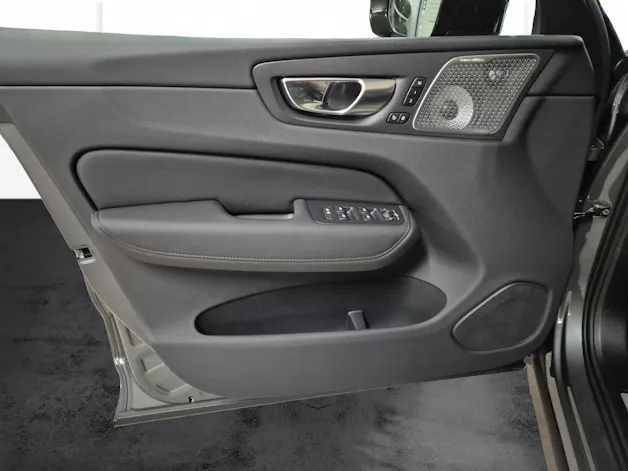 Volvo XC60 2.0 T8 TE Ultra Dark eAWD