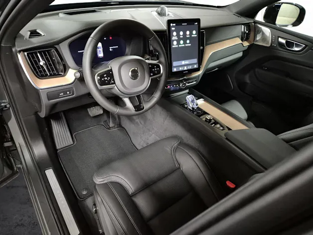 Volvo XC60 2.0 T8 TE Ultra Dark eAWD