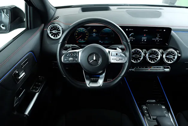 Mercedes-Benz EQA 300 AMG Line 4Matic