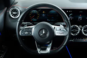 Mercedes-Benz EQA 300 AMG Line 4Matic