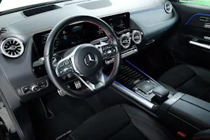 Mercedes-Benz EQA 300 AMG Line 4Matic