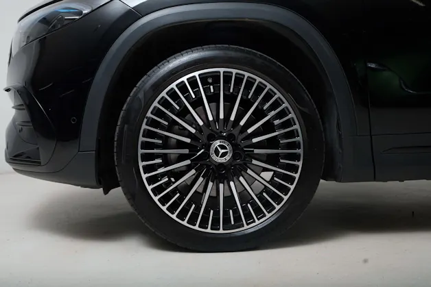 Mercedes-Benz EQA 300 AMG Line 4Matic