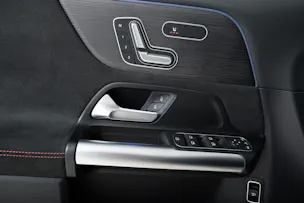 Mercedes-Benz EQA 300 AMG Line 4Matic