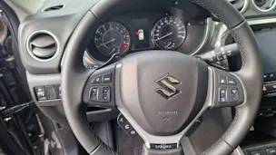 Suzuki Vitara 1.4 T Sakura Top Hybrid 4x4