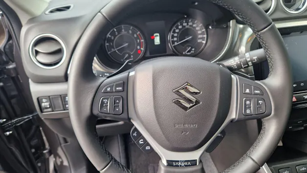 Suzuki Vitara 1.4 T Sakura Top Hybrid 4x4