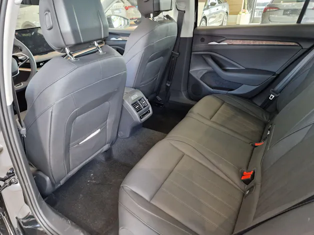 Škoda Superb Combi 2.0 TDi L&K 4x4 DSG