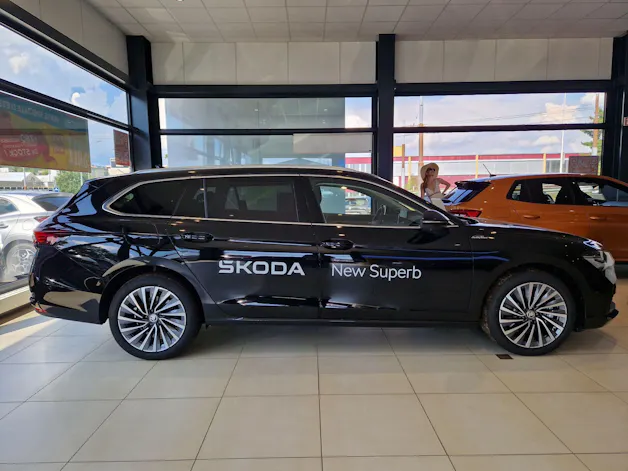 Škoda Superb Combi 2.0 TDi L&K 4x4 DSG